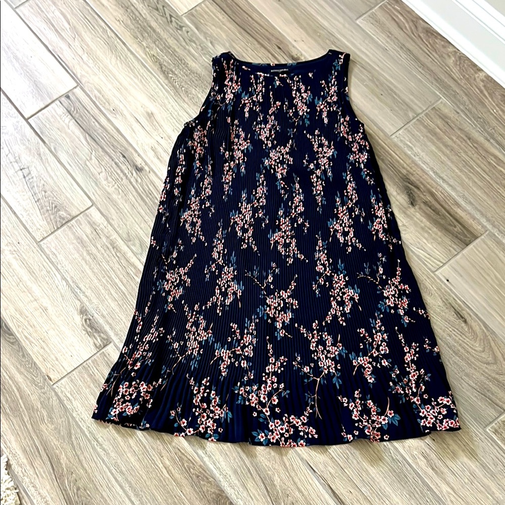 Banana Republic Floral Sleeveless Dress